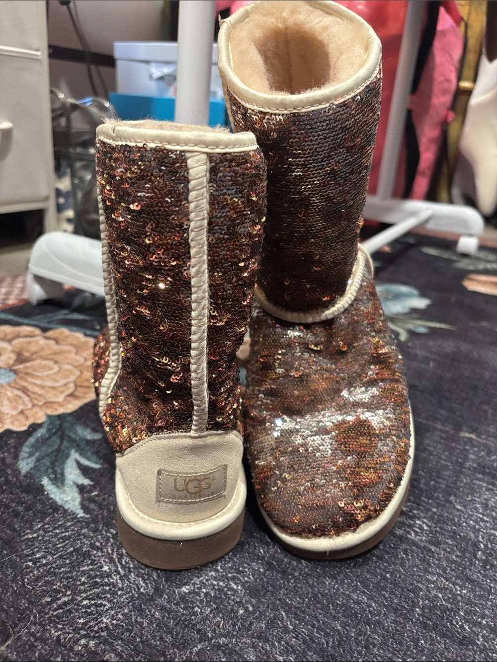 UGG Women’s Sequin Copper Brown Mid-Calf Boots Size 9 Like New!